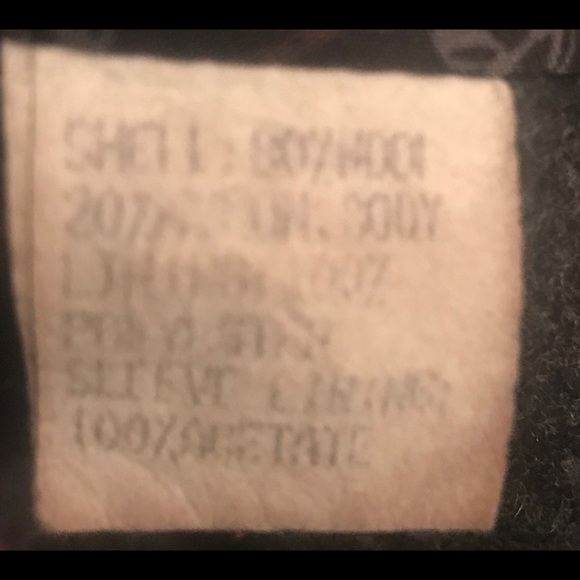 Long Wool Blend Women’s Coat - Picture 8 of 8